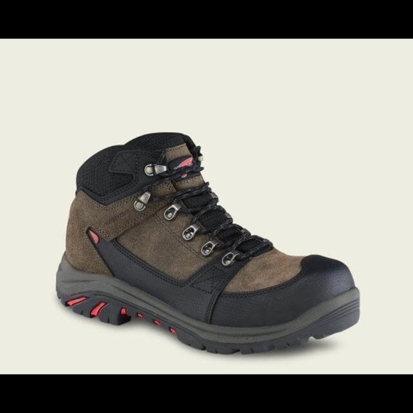 Red Wing Boots
Tradesman 6613 - Picture 1 of 7